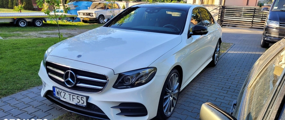 Mercedes-Benz Klasa E cena 167000 przebieg: 65320, rok produkcji 2018 z Kozienice małe 56